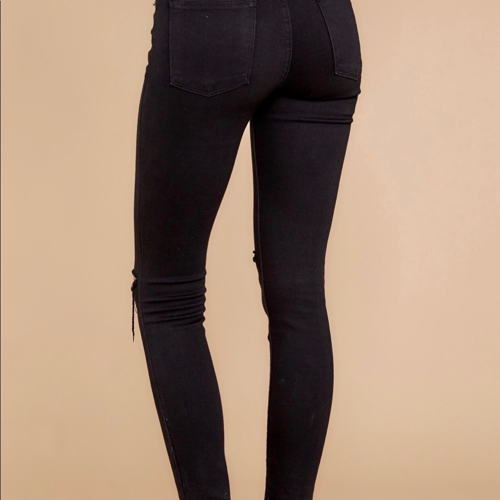 Black Skinny Jeans
